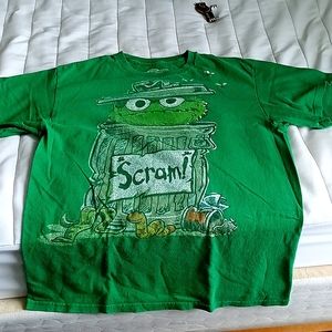 Sesame street Oscar the Grouch Scram T-shirt.